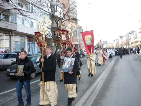 slujba boboteaza tulcea