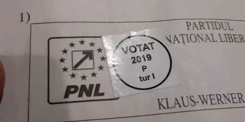 Autocolant Votat Captura video