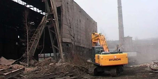 Muncitorul a pierdut controlul utilajului