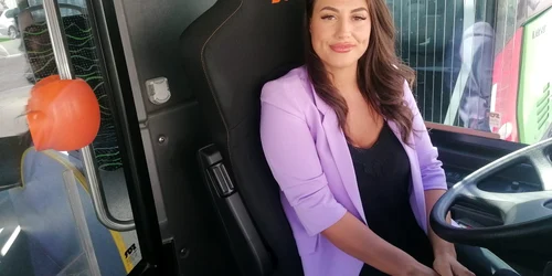 soferita daniela puscaciu autobus slatina   foto alina mitran (7) jpeg