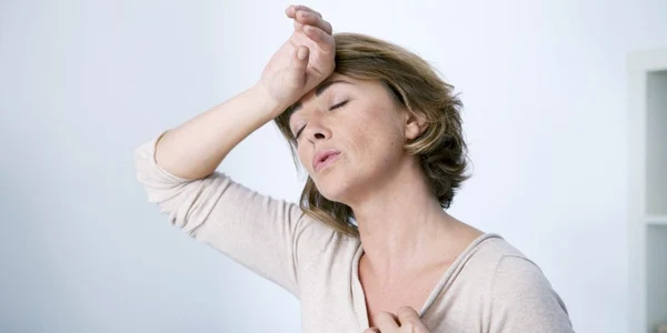 femeie la menopauza png