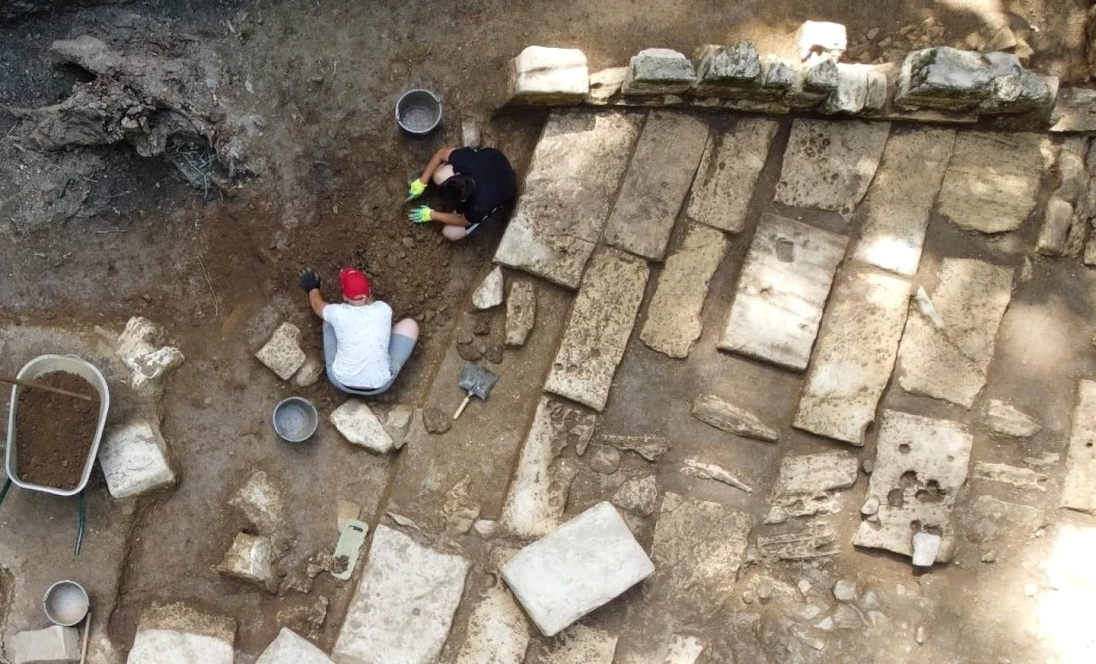 Săpături arheologice la Sarmizegetusa Regia. FOTO: CJ Hunedoara.