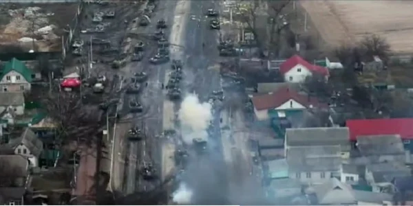 Regiment rusesc de tancuri atacat langa Kiev FOTO Twitter
