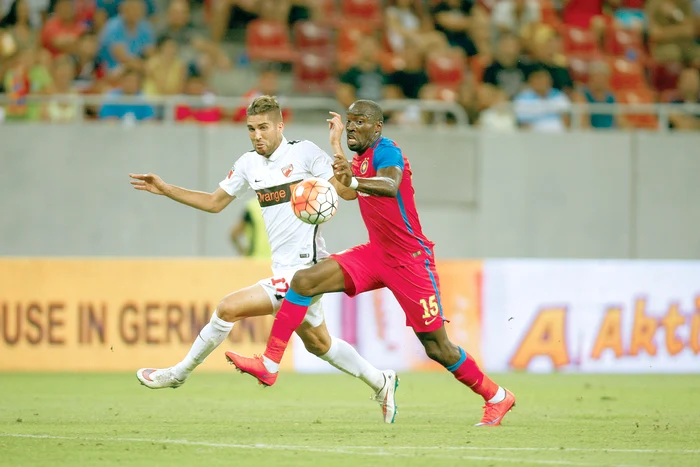 Tade a reuşit foarte rar să câştige duelurile cu fundaşii dinamovişti, iar la finalul meciului a fost criticat de patronul echipei