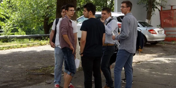 elevi la colegiul national traian din turnu severin FOTO Corina Macavei 
