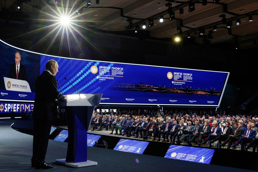 Reacția lui Putin, după avertismentul economiștilor privind o posibilă recesiune în Rusia: „Zvonurile privind moartea mea sunt exagerate”