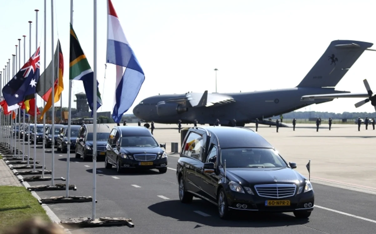 Primele două avioane au transportat în Olanda 40 de victime