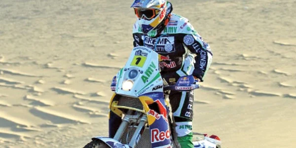 Marc Coma a fost scos din luptă de penalizările primite 