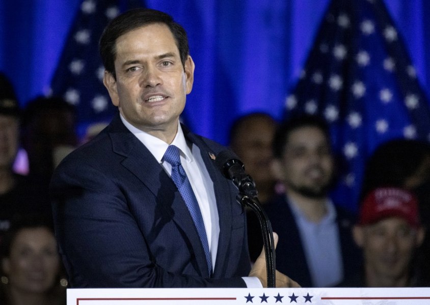 Lista scurtă a lui Trump pentru vicepreședinte. Cum își testează fostul președinte american potențialii candidați