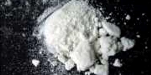 Bistriţa : (VIDEO) Prins în flagrant în timp ce vindea cocaină
