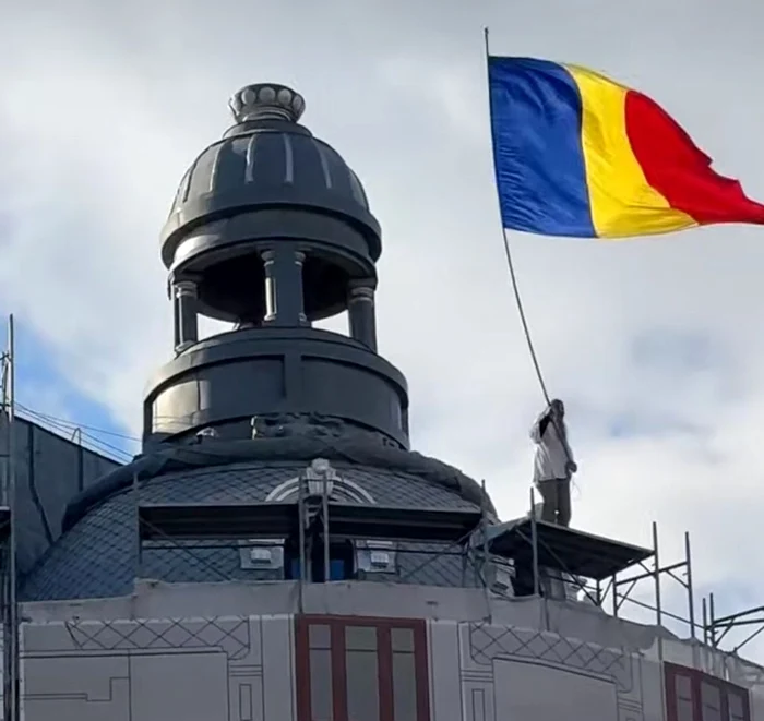 Bărbatul a participat la mai multe proteste FOTO Facebook Dacia, trezește-te 