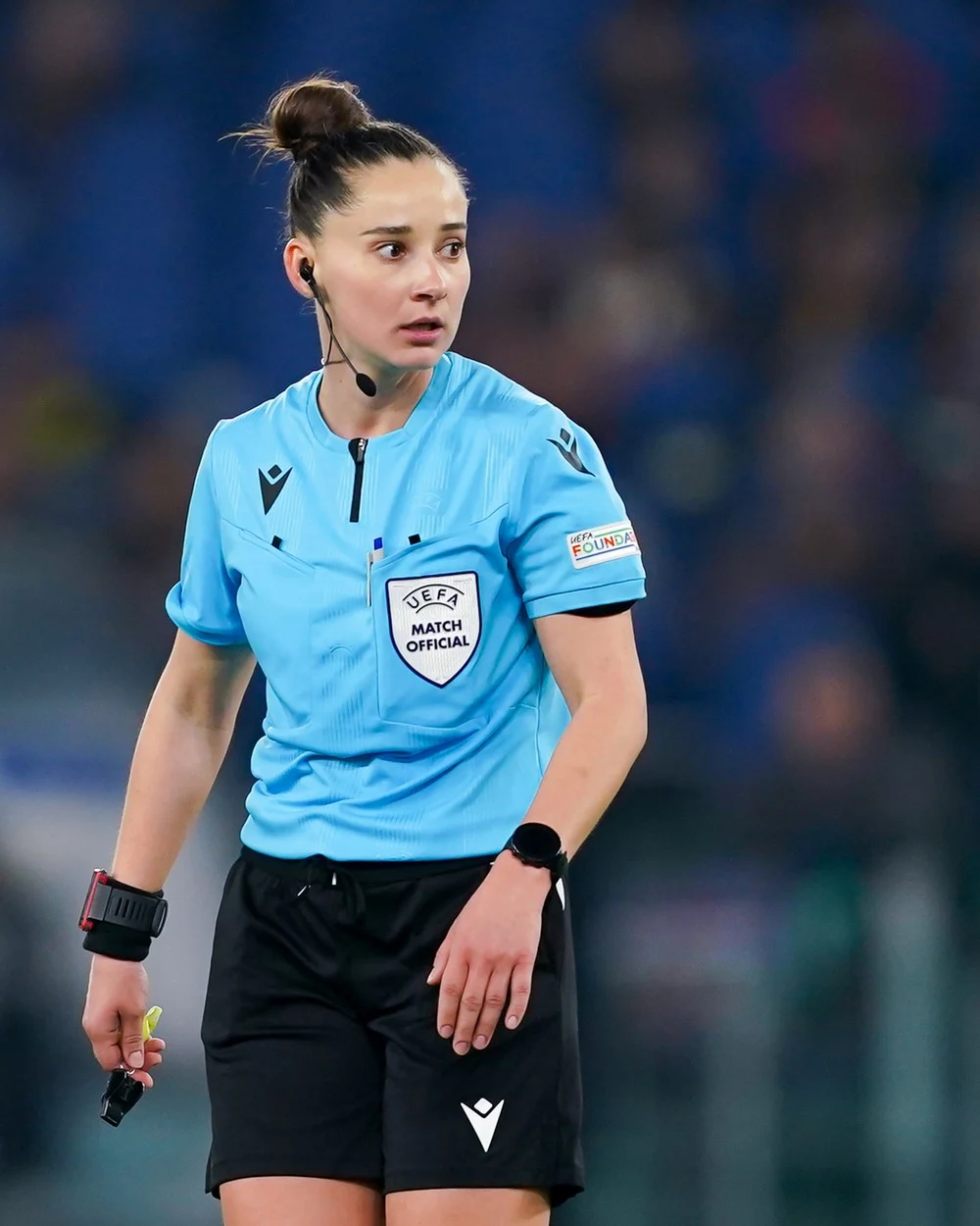 Delir sexist și religios pe bandă rulantă comis de Gigi Becali. Nu vrea străini la națională, dar are pe bancă la FCSB un cipriot