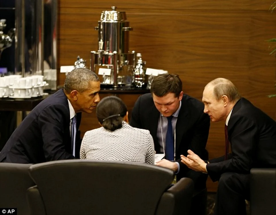 Obama şi Putin la Summitul G20 din Turcia. Sursa: dailymail.co.uk