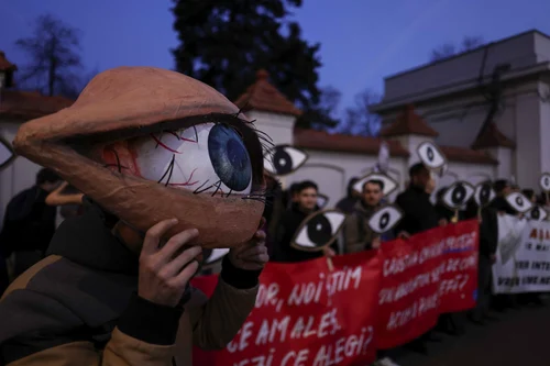 protest Cotroceni Inquam Octav Ganea jpg