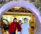 Brit, alături de cei doi copii ai săi