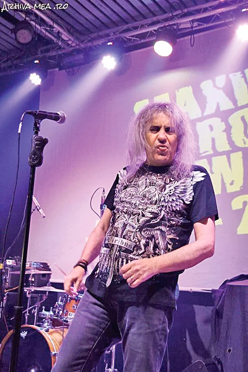 
    Cristi e fericit că i-au ieșit  bine analizele, după  transplantul de ficat  