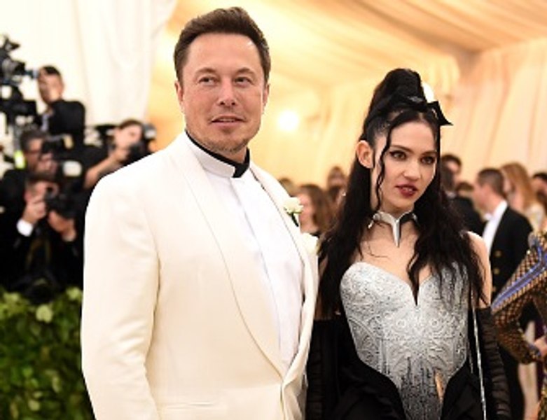 Tatăl lui Elon Musk o critică dur pe mama nepoților săi: „Este nebună”