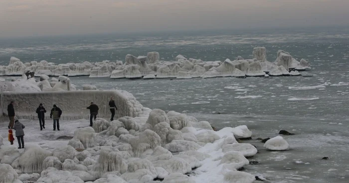 Meteorologii prognozează zile geroase 