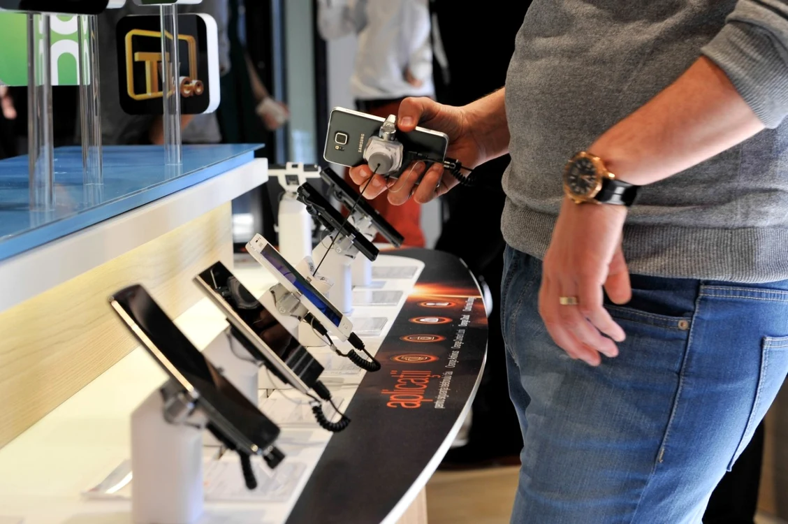 Magazin Orange. FOTO Mediafax / Dan Tautan
