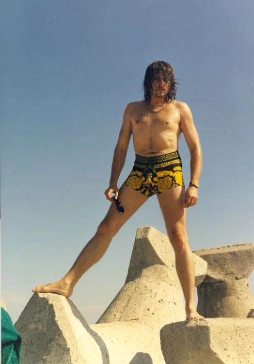 În tinerețe, Cătălin Botezatu avea un look rebel