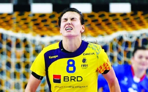 Cristina Neagu, un car de nervi după eșecul cu Muntenegru. FOTO: Arhiva Adevărul