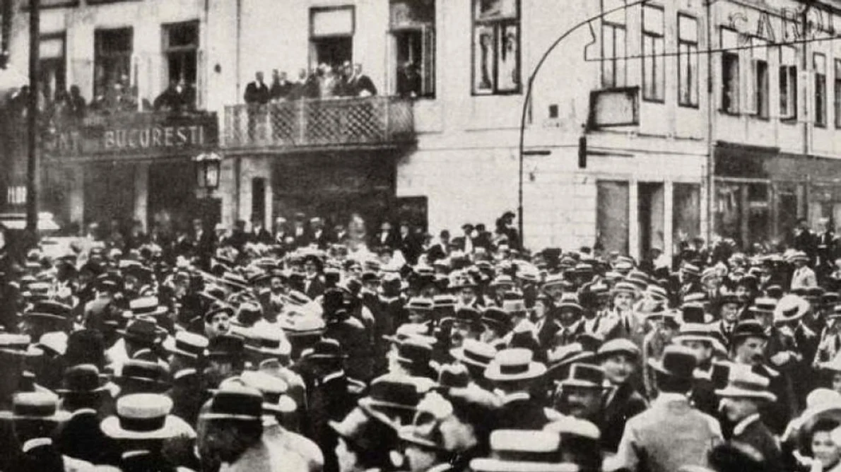 100 de ani de la Marele Război, Episodul 5  Prima zi de război, primii eroi  Carp: „Am trei fii, îi dau Majestăţii Voastre să se bată şi să moară“ jpeg