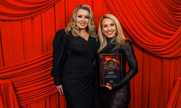Amna, premiată de ziua ei de Flavia Covaciu la Leaders&Influencers Awards foto: Click!