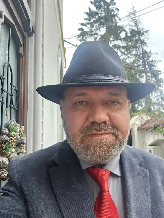 Poetul Bogdan O. Popescu FOTO Facebook
