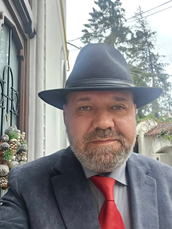Poetul Bogdan O. Popescu FOTO Facebook