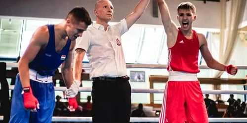 Adrian Chirita vicecampion european box cadeti 01 foto arhiva personala jpeg