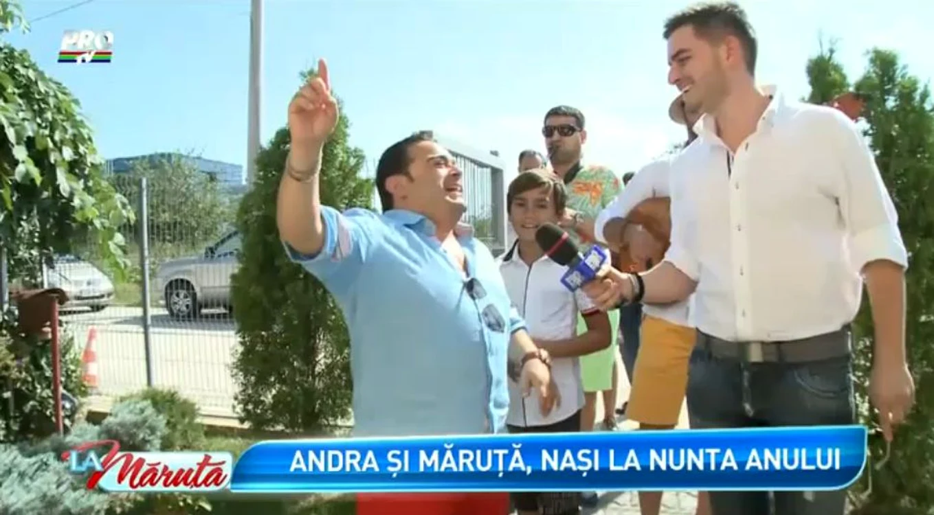 Adrian Minune are peste 200 de fini năşiţi