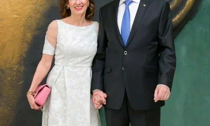 1 carmen iohannis si klaus iohannis balet valentine s day 2 2 jpg jpeg