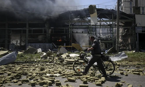 Razboi Ucraina Rusia distrugeri 26-27 mai 2022 oras Bakhmut bombardamente FOTO EPA-EFE