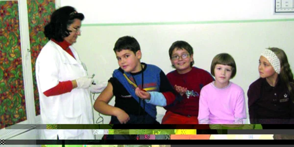 Vaccinul împotriva gripei de sezon se bucură de mai mult interes decât cel antipandemic
