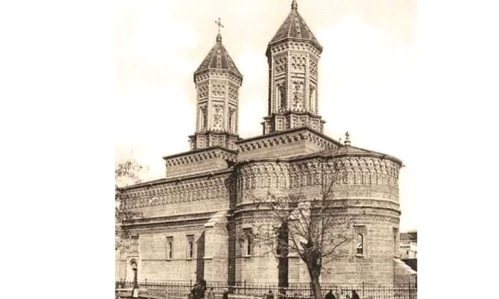 Cum şi de ce s a zidit Biserica „Trei Ierarhi“ jpeg