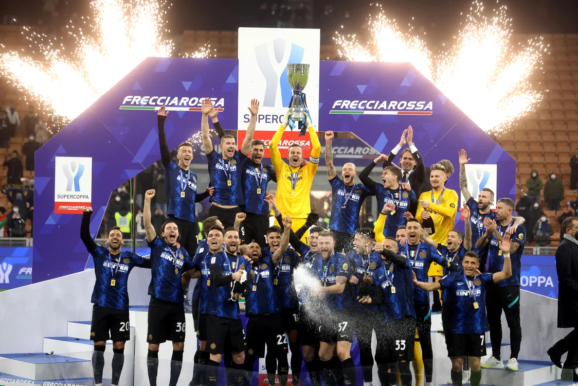 Inter Milano a cucerit pentru a 6-a oară Supercupa Italiei (Foto: ELA-EFE)