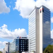 BRD - BCR si Deloitte - cladiri de birouri in Bucuresti FOTO Shutterstock 