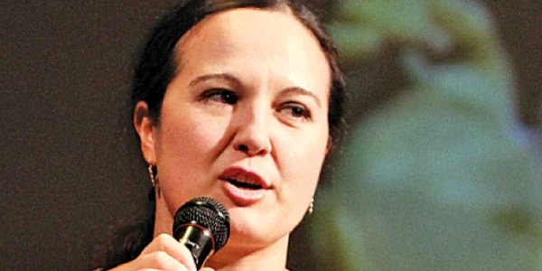  Alina Ţurcanu 