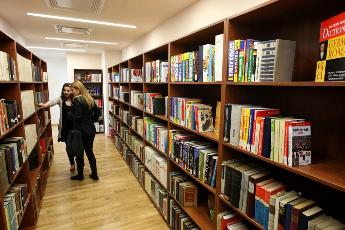 Noctura biblotecilor, organizată în mai multe oraşe din ţară FOTO Adevărul