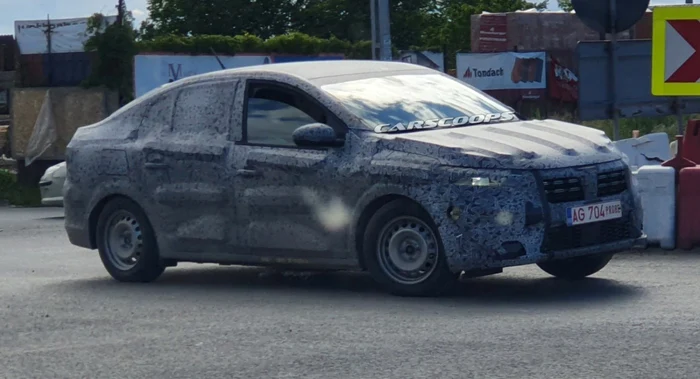 Noul Logan este intens testat în România  FOTO carscoops.com