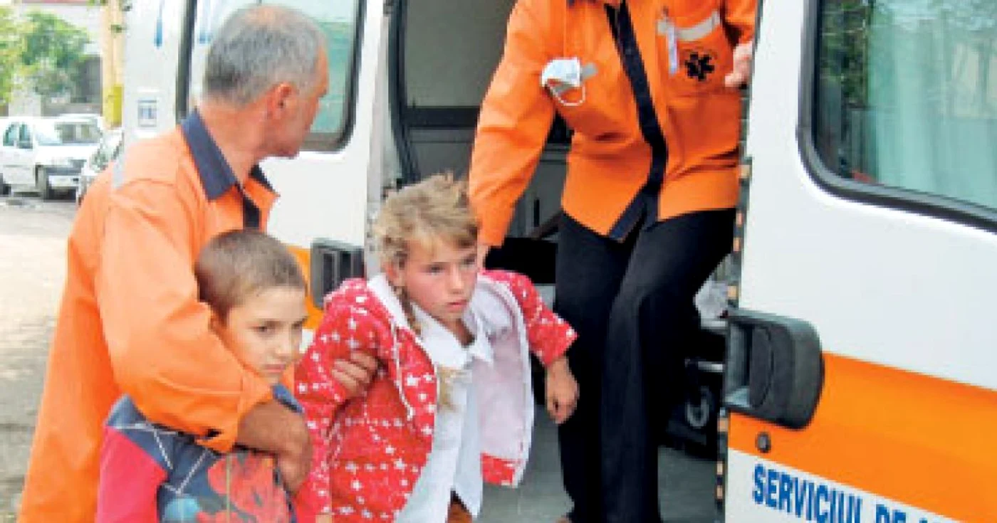 Elevi intoxicaţi cu otravă de şobolani