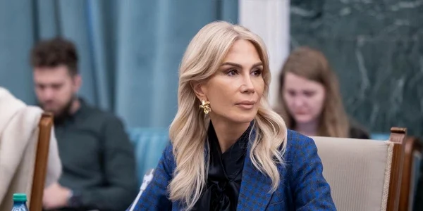 raluca turcan facebook jpg