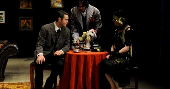 Secvenţă din spectacolul de la teatru