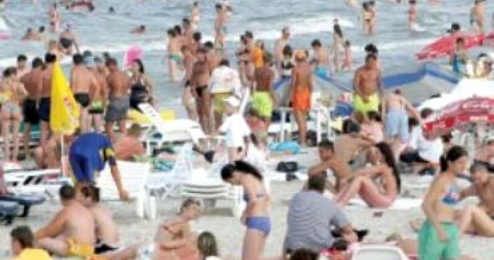 Slatina: Bagajul pentru mare arde la buzunare