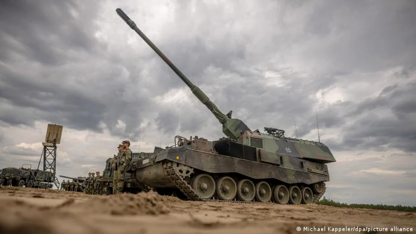 La ucraineni au ajuns inclusiv obuziere Panzerhaubitze 2000