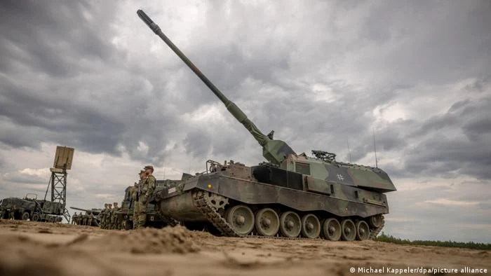 Kievul a primit recent obuziere autopropulsate Panzerhaubitze 2000 FOTO ARHIVĂ