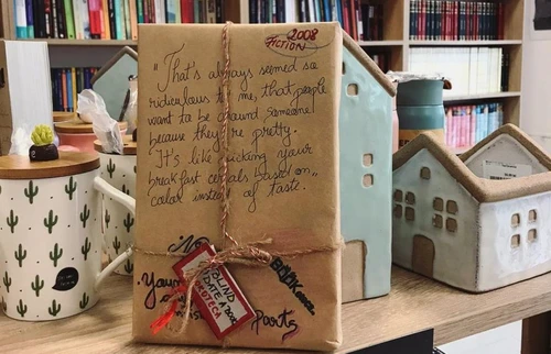 1 carti pe care sa le oferi cadou jpg jpeg