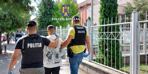 Femeie de 69 de ani găsită moartă într o anexă a casei sale  FOTO POLIȚIA ROMÂNĂ jpg