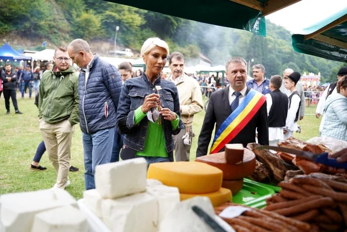 Și zona de mitetei și bulz i-a făcut cu ochiul Ralucăi Turcan