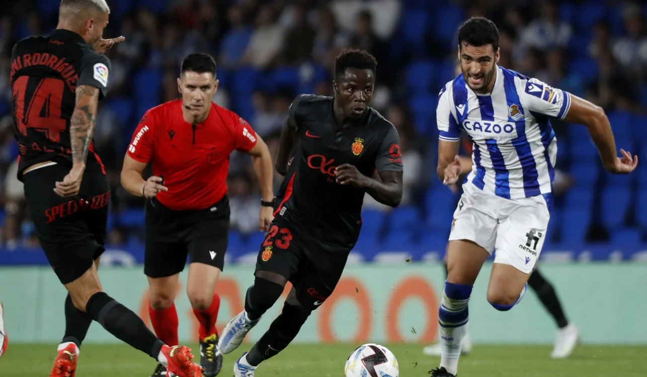 Meciul dintre Real Sociedad și Mallorca a fost „umbrit” de o tragedie (FOTO: EPA)
